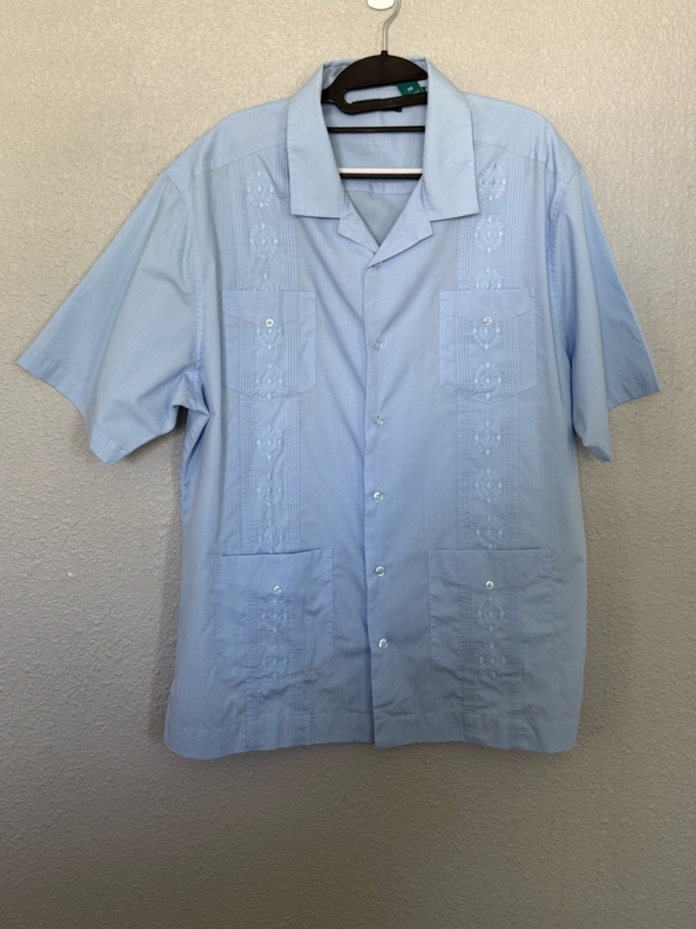 Men’s CubaVera Classic Guayabera Shirt in a Powder Blue size XL